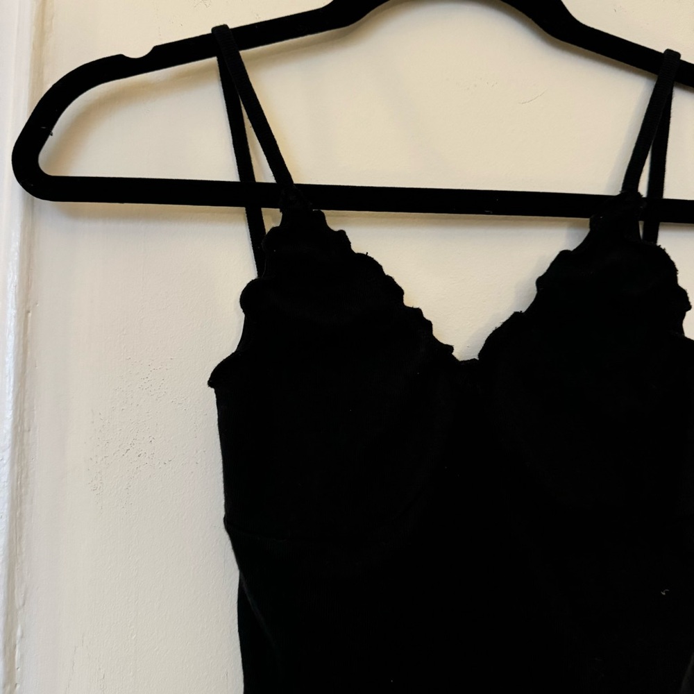Brandy Melville Black Lettuce Hem Cami Tank Top - Picture 2 of 5